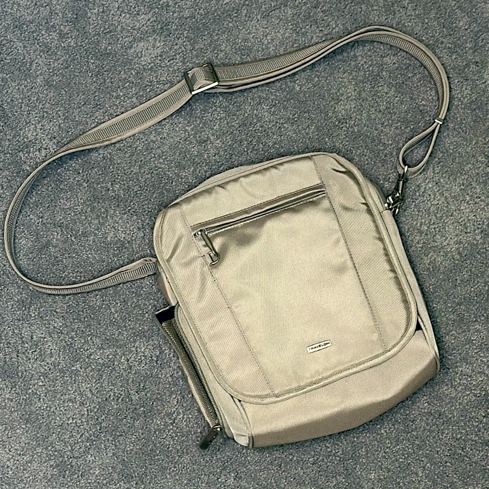 TRAVELON anti theft travel crossbody bag